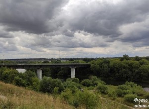 Река красивая меча и Троекуровский мост