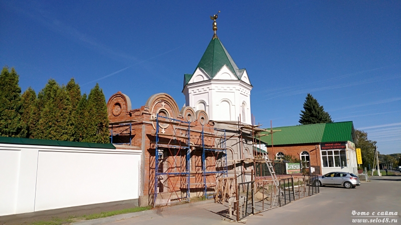 Этап реконструкции второй угловой башни монастыря