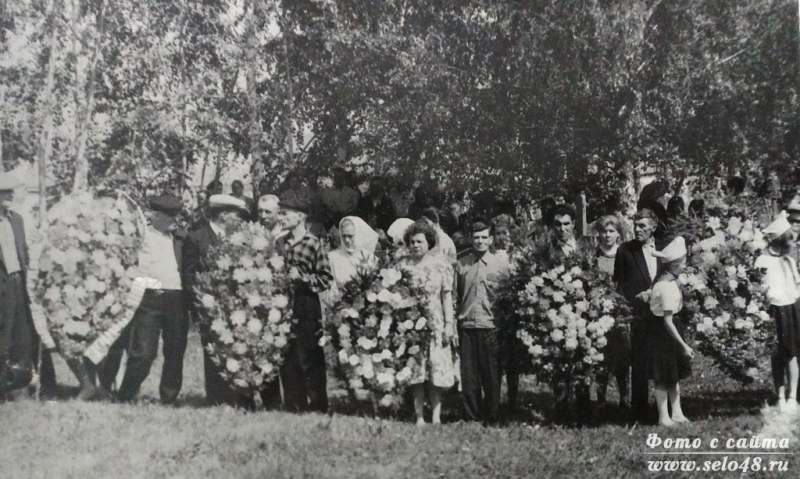 Ветераны ВОВ на митинге 9 мая 1974г.