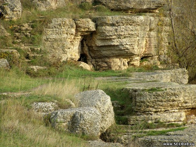 Пещеры в Кураповских Скалах