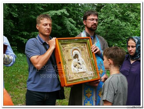 Владимирская икона у святого источника