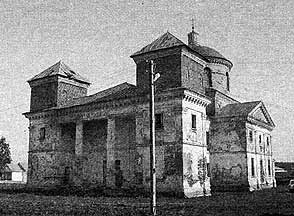 Храм св. Димитрия Солунского с западной стороны. Фото 2004 г.